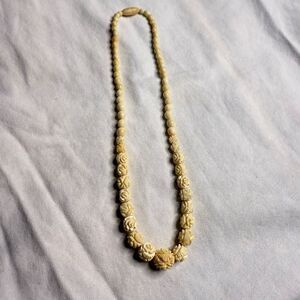 Vintage 50s Carved Bone Roses Cream Colored Necklace
